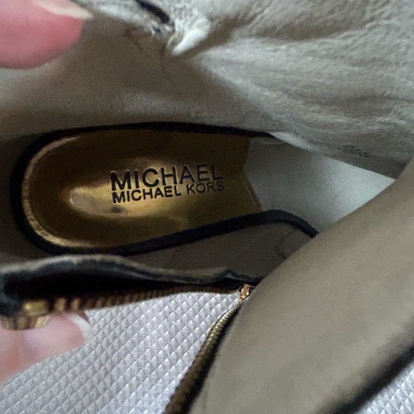 Micheal Kors high heels open-toe ankle booties - Picture 7 of 16